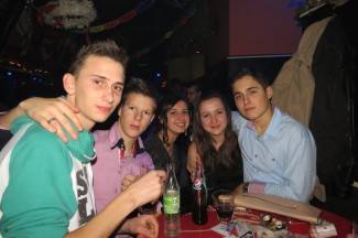 Požega: Novogodišnja noć u gradskim kafićima