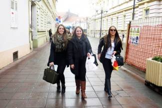 Šetnja gradom: Požežani nasmijani i u novoj godini