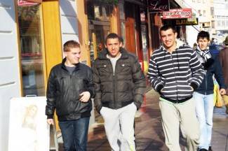 Šetnja gradom: Požežani nasmijani i u novoj godini