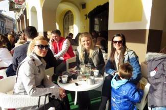 Šetnja gradom: Požežani nasmijani i u novoj godini