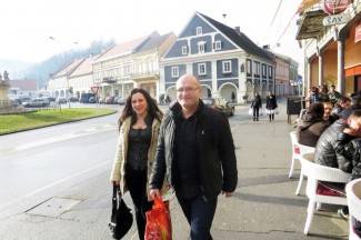 Šetnja gradom: Požežani nasmijani i u novoj godini