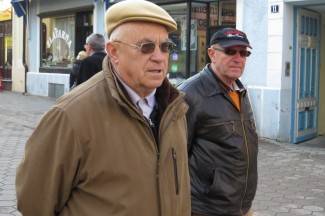 Šetnja gradom: Vedre i nasmijane Požežanke i Požežani