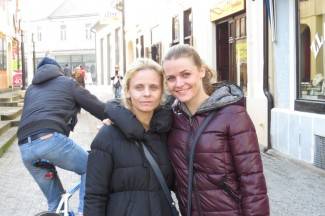 Šetnja gradom: Vedre i nasmijane Požežanke i Požežani