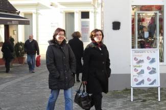 Šetnja gradom: Vedre i nasmijane Požežanke i Požežani