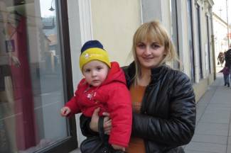 Šetnja gradom: Vedre i nasmijane Požežanke i Požežani