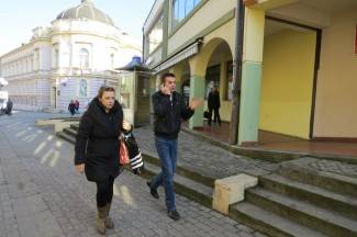 Šetnja gradom: Vedre i nasmijane Požežanke i Požežani