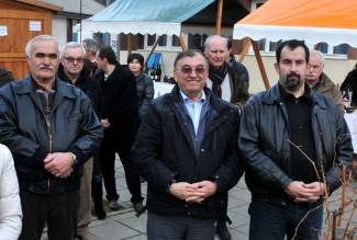 Dođite na Vincelovo da zajedno uživamo u specijalitetima, tamburama i vinu