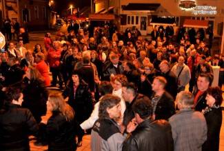 Dođite na Vincelovo da zajedno uživamo u specijalitetima, tamburama i vinu