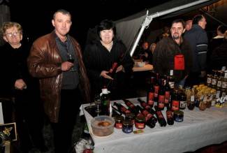 Velika: Vinkovo na Trgu sv. Augustina