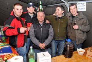 Velika: Vinkovo na Trgu sv. Augustina