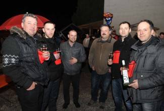 Velika: Vinkovo na Trgu sv. Augustina