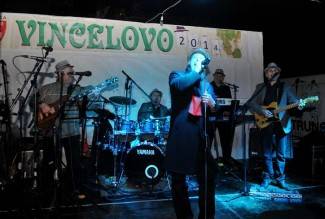 Velika: Vinkovo na Trgu sv. Augustina