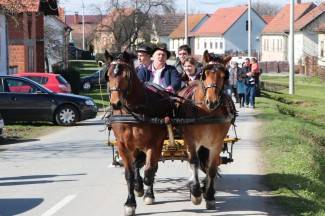 Pokladno jahanje u Zagrađu, Bučju i Brodskom Drenovcu