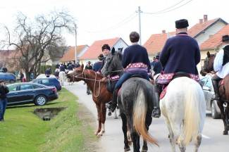 Pokladno jahanje u Zagrađu, Bučju i Brodskom Drenovcu