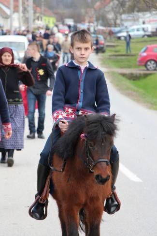 Pokladno jahanje u Zagrađu, Bučju i Brodskom Drenovcu