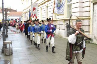 Pripazite: Neke gradske ulice bit će zatvorene za promet. Ne sjedajte za upravljač, ako ste pili alkohol