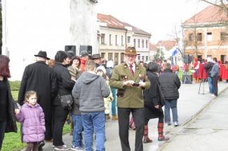 Pripazite: Neke gradske ulice bit će zatvorene za promet. Ne sjedajte za upravljač, ako ste pili alkohol