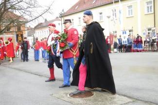 Pripazite: Neke gradske ulice bit će zatvorene za promet. Ne sjedajte za upravljač, ako ste pili alkohol
