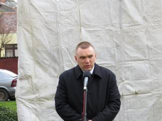 Pripazite: Neke gradske ulice bit će zatvorene za promet. Ne sjedajte za upravljač, ako ste pili alkohol