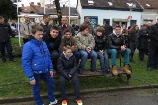 Pripazite: Neke gradske ulice bit će zatvorene za promet. Ne sjedajte za upravljač, ako ste pili alkohol