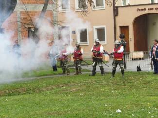Pripazite: Neke gradske ulice bit će zatvorene za promet. Ne sjedajte za upravljač, ako ste pili alkohol