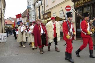 Pripazite: Neke gradske ulice bit će zatvorene za promet. Ne sjedajte za upravljač, ako ste pili alkohol
