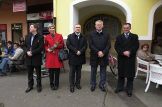 Pripazite: Neke gradske ulice bit će zatvorene za promet. Ne sjedajte za upravljač, ako ste pili alkohol