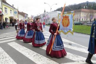 Pripazite: Neke gradske ulice bit će zatvorene za promet. Ne sjedajte za upravljač, ako ste pili alkohol