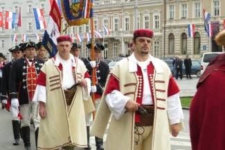 Pripazite: Neke gradske ulice bit će zatvorene za promet. Ne sjedajte za upravljač, ako ste pili alkohol