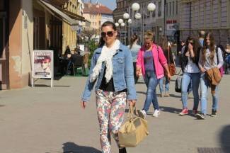 Šetnja gradom: Lijep i sunčan dan u Požegi