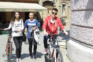 Šetnja gradom: Lijep i sunčan dan u Požegi