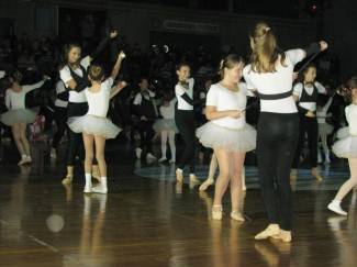 Požega: Doček djeda Božićnjaka u Grabriku
