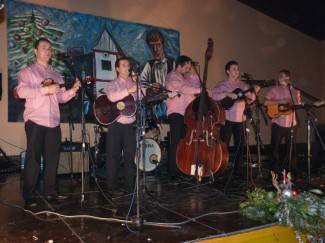 Napravili feštu i skupili robu za siromašne (video)