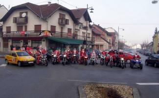 Požega: Moto mrazovi s mališanima