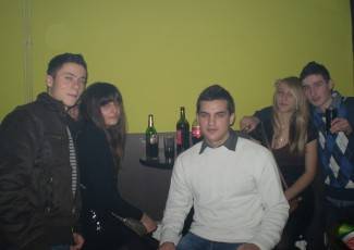 Požega: Doček 2012. u Bestu