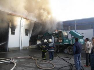 Spašavanje Studenca: Vatrogasci i radnici protiv vatre i dima