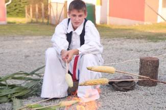 Grabarje: Smotra folklora ¨Poljadija u srcu¨