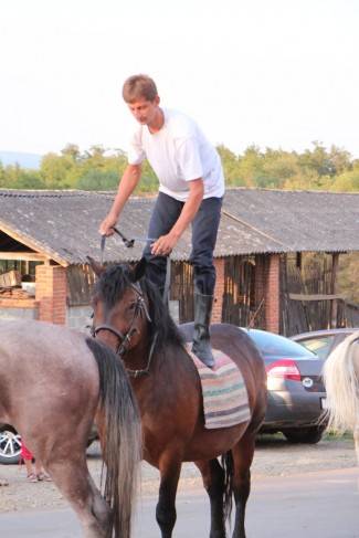 Grabarje: Smotra folklora ¨Poljadija u srcu¨