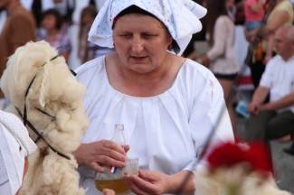 Grabarje: Smotra folklora ¨Poljadija u srcu¨