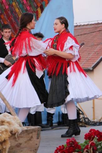 Grabarje: Smotra folklora ¨Poljadija u srcu¨