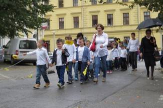 Procesija i misa: Požeški vjernici proslavili blagdan sv. Terezije