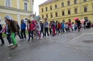 Procesija i misa: Požeški vjernici proslavili blagdan sv. Terezije