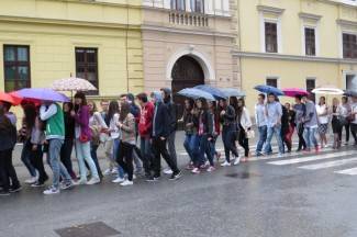 Procesija i misa: Požeški vjernici proslavili blagdan sv. Terezije
