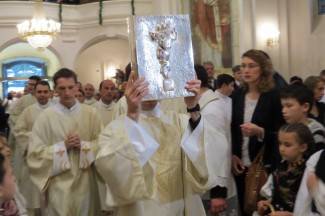 Procesija i misa: Požeški vjernici proslavili blagdan sv. Terezije