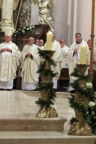 Procesija i misa: Požeški vjernici proslavili blagdan sv. Terezije