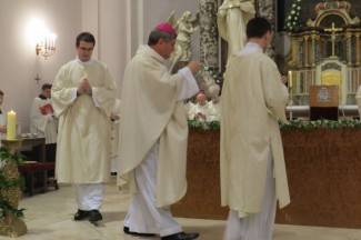 Procesija i misa: Požeški vjernici proslavili blagdan sv. Terezije