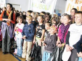 Pleternica: Lino višebojac u OŠ fra Kaje Adžića