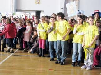 Pleternica: Lino višebojac u OŠ fra Kaje Adžića