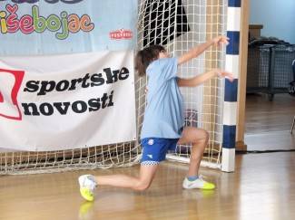 Pleternica: Lino višebojac u OŠ fra Kaje Adžića