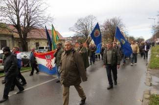 Vukovar: Žitelji požeške županije u Koloni sjećanja